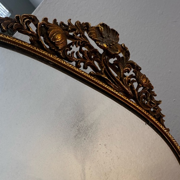 Vintage Matson Ornate Gold Ormolu Vanity Mirror Tray - Picture 5 of 5